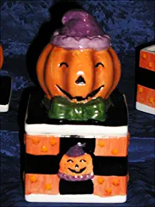 HOLIDAY SPIRIT PUMPKIN HEAD HAUNTED JACK O'LANTERN MAGIC HALLOWEEN OLD WORLD TRADITIONAL STYLE CERAMIC COLLECTOR CANDY, TRINKET STASH and JEWELRY RING BOX